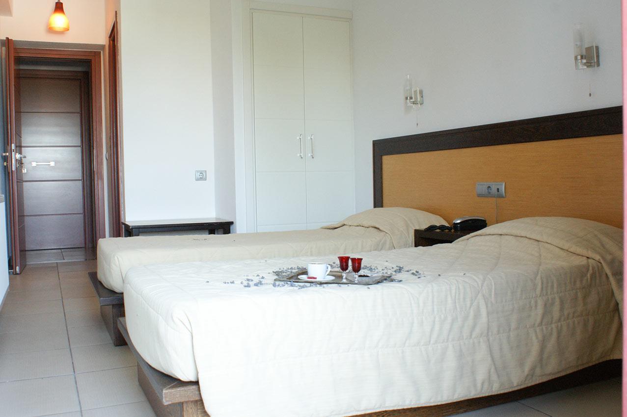 Aposperides Hotel Livadi  Exterior foto